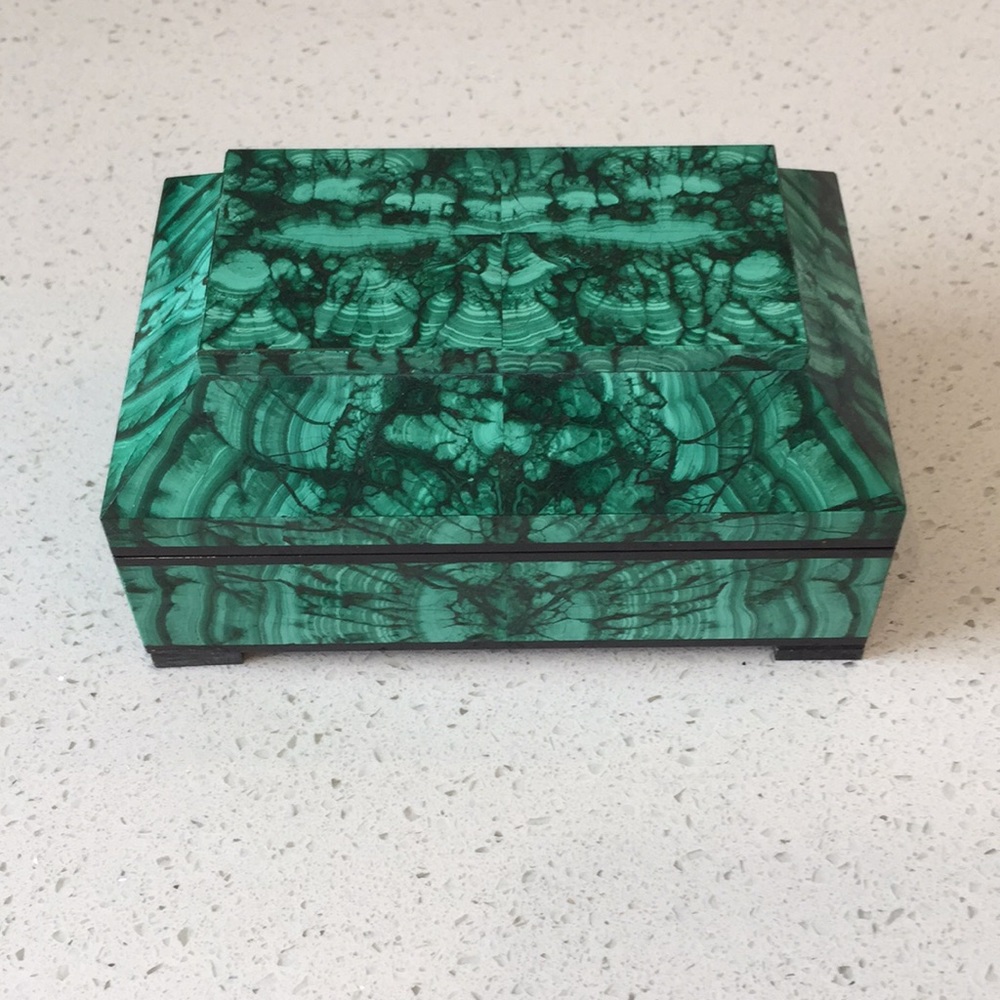Malachite jewelry box